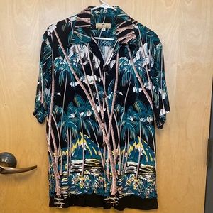 Pineapple Juice Aloha Shirt. Size Medium